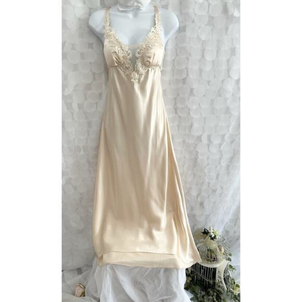 Flora Nikrooz Maxi Night Gown Sz S Champagne Stella Charmeuse Long Embroidered